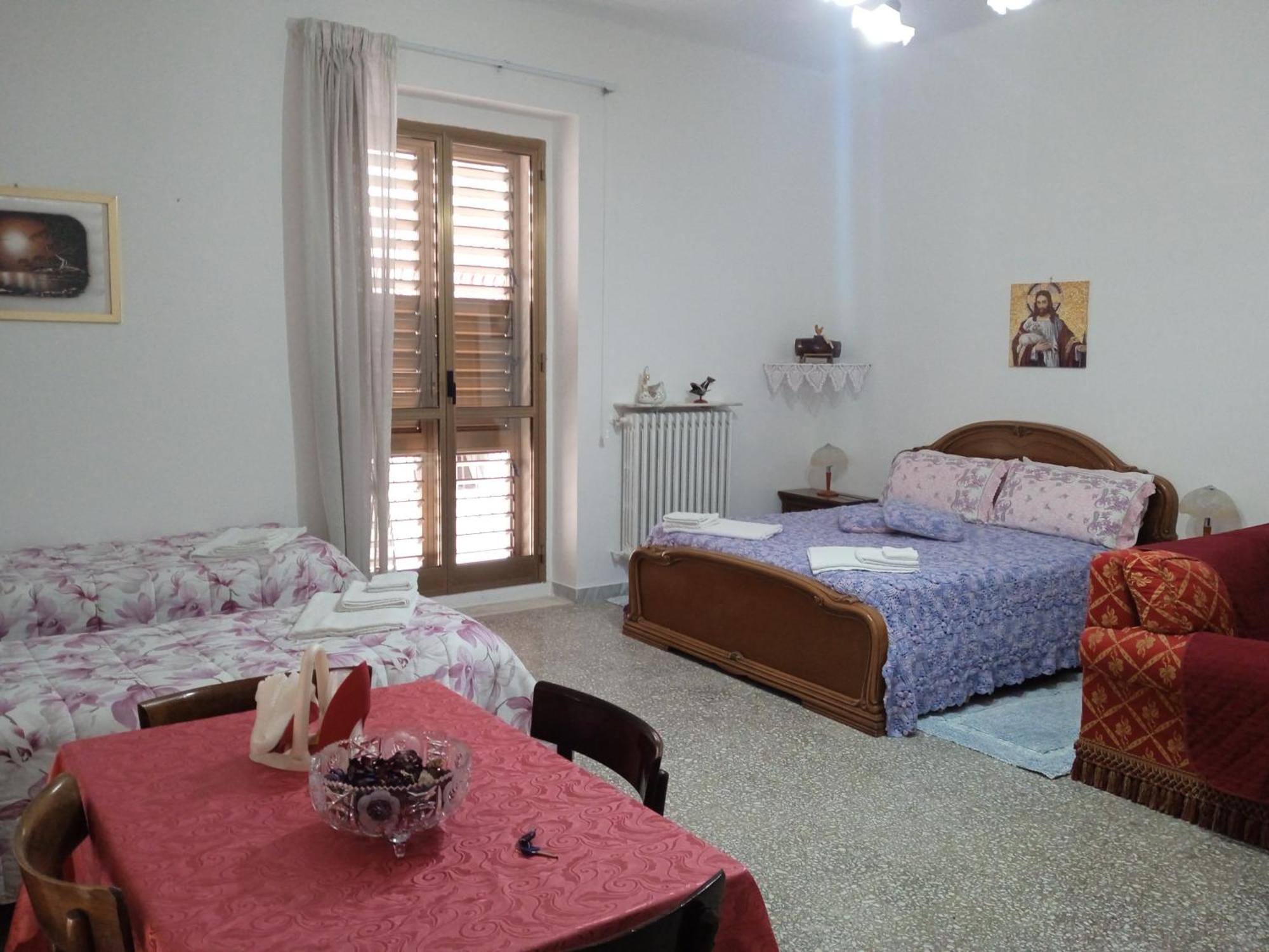 B&B La Casa Dell'Ospite Гравина ин Пулия Екстериор снимка